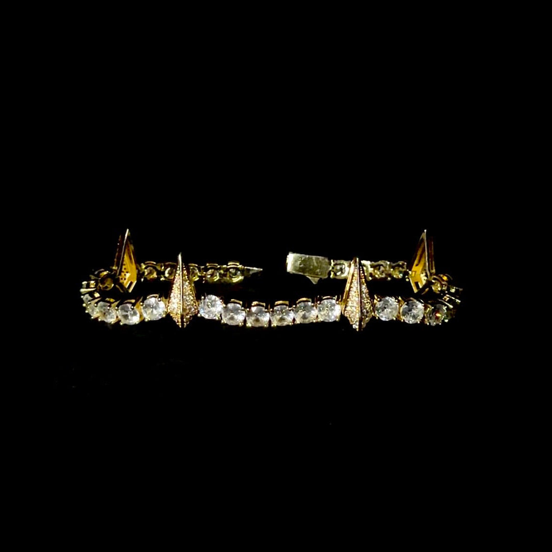 Fang Bracelet
