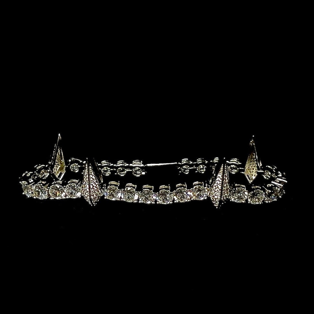 Fang Bracelet